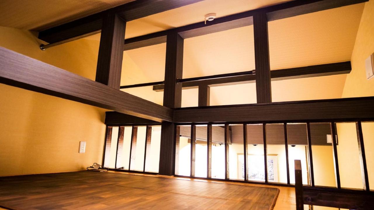 Вилла Japanese Modern House In Shinagawa Токио Экстерьер фото
